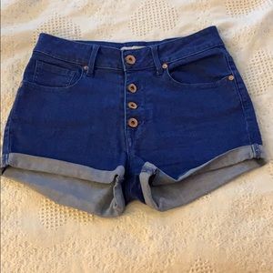 Bullhead shorts